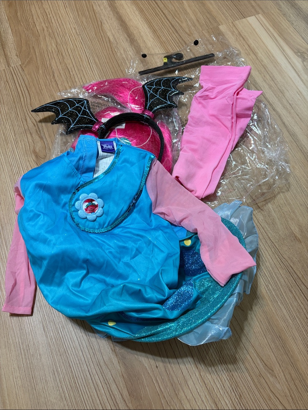Trolls World Tour Poppy Girls Small Costume Blue Pink Dress Tights & Wig